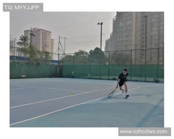 重庆网球队的力量揭秘:网球巨献背后的拼搏与荣耀 重庆网球队的力量揭秘:网球巨献背后的拼搏与荣耀