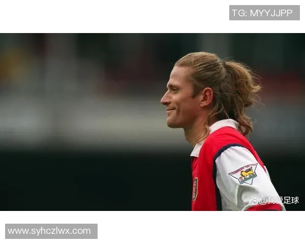 足球明星传奇发型女的时尚魅力与个性风采解析 足球明星传奇发型女的时尚魅力与个性风采解析